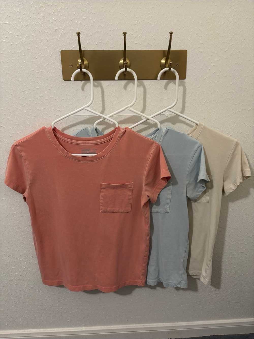 Cat & Jack Short Sleeve Pocket Tee Bundle - Coral, Light Blue, Cream - Size L